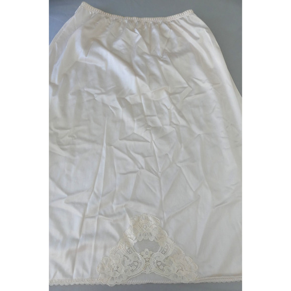 Lot of 8 Vtg 70s Lace Slip Dress Half Slip PJ Vanity Fair Lorraine Mixed - Picture 10 of 16